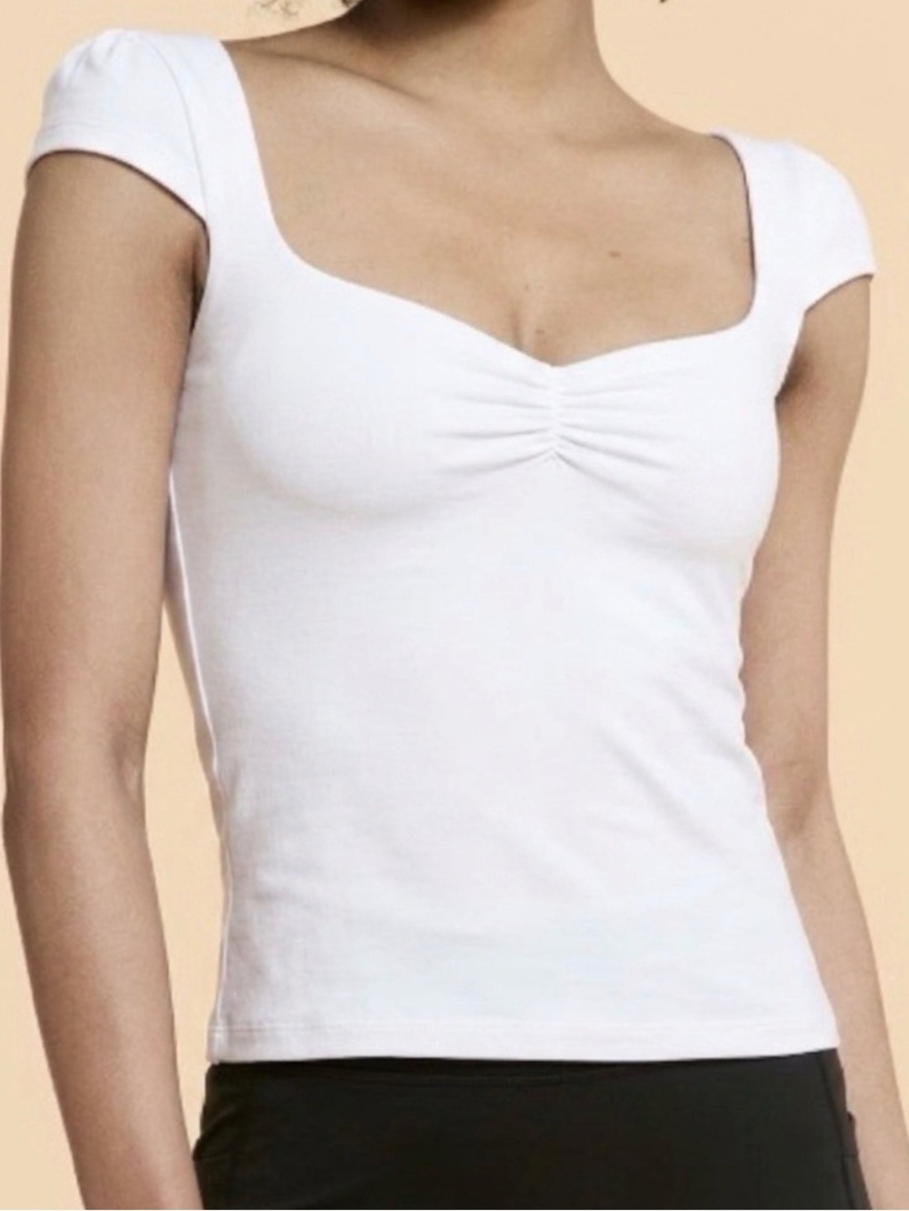 NWT Blogilates White Sweetheart Baby Tee Small Built In Bra Active Top Yoga